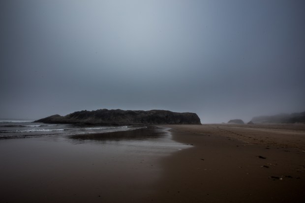Bandon_Beach_fog_2012